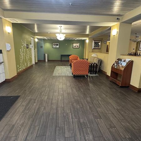 Sleep Inn & Suites Hattiesburg Exterior photo